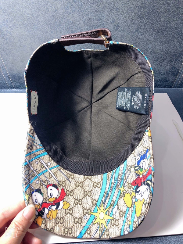 ブランド帽子内部構造